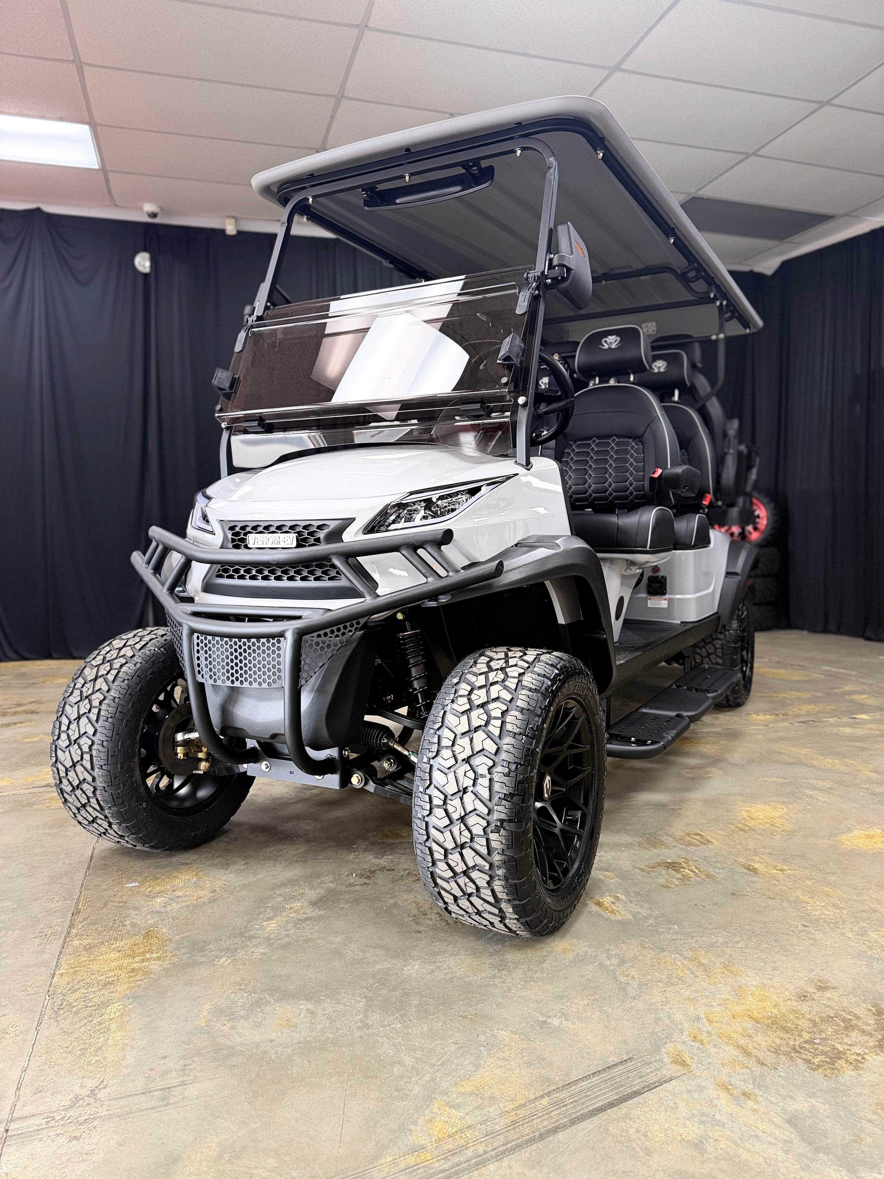 2026 Venom Strike 6 Seater White
