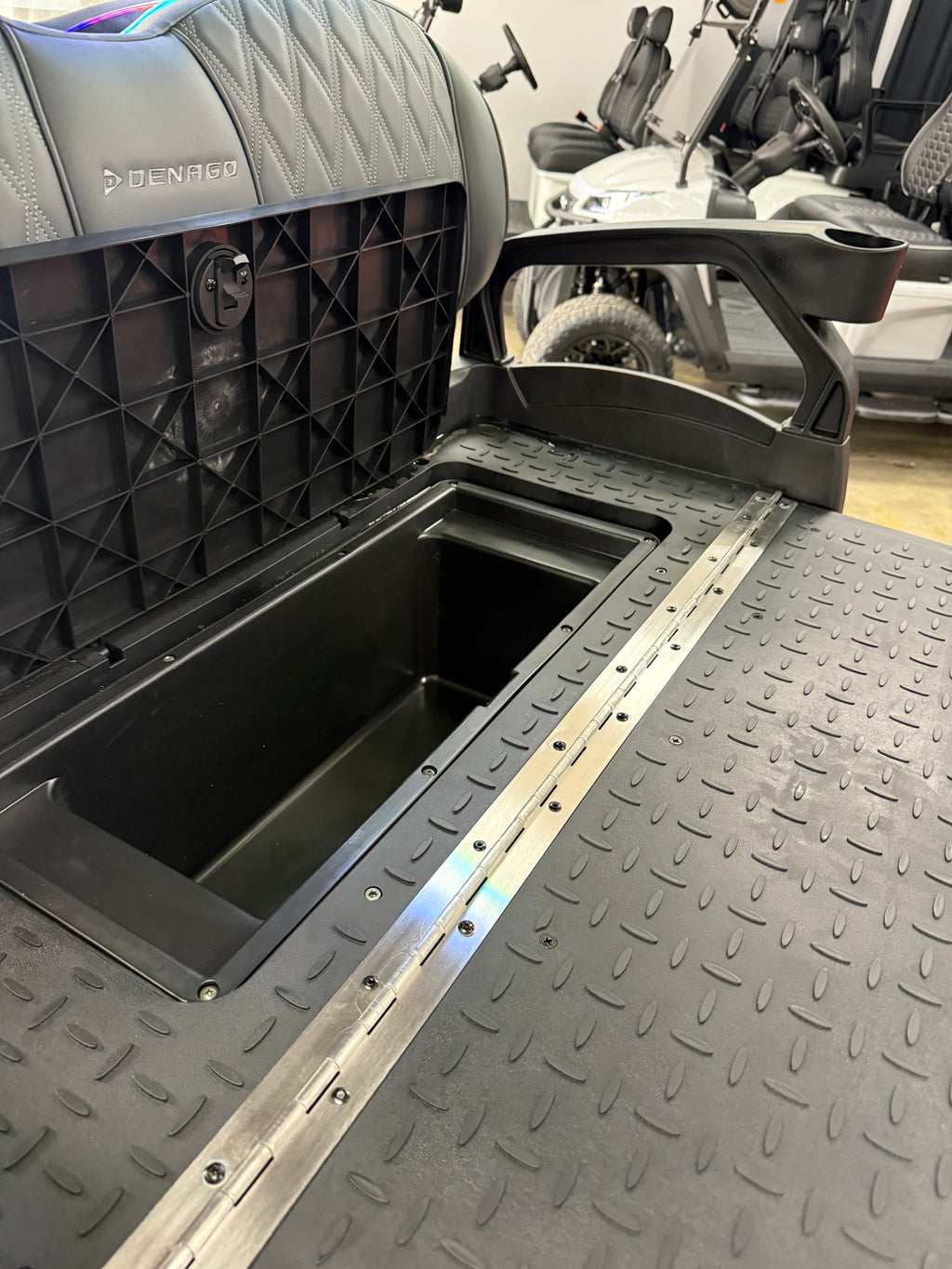 2026 Denago Nomad XL Gen 3 - Gray