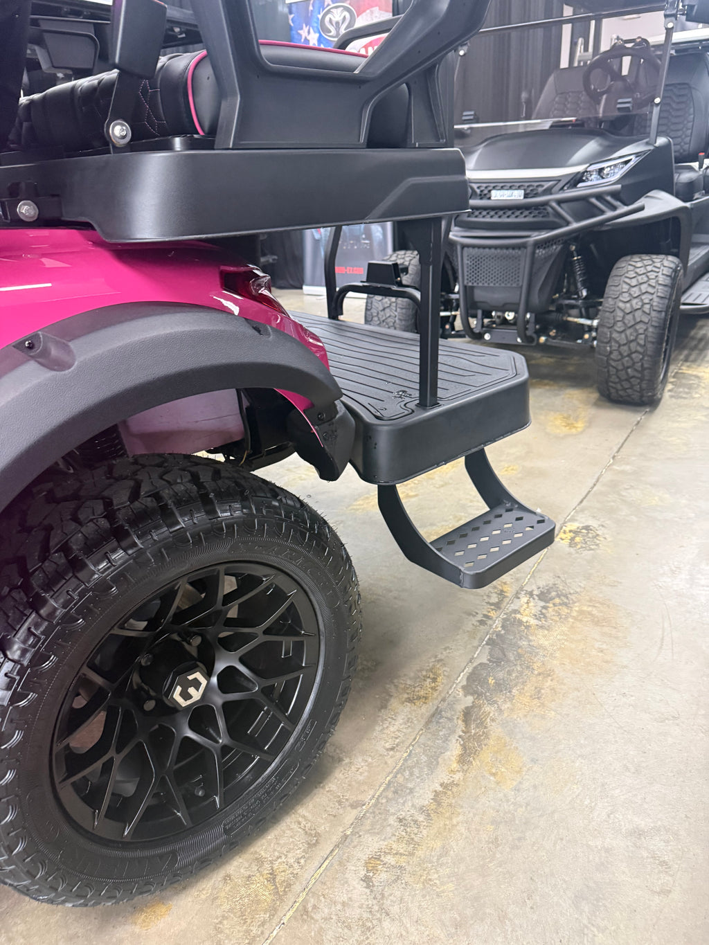 2026 Venom EV Strike 6 Seater – Super Pink